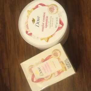 Dove Sugar Cookie Sprinkle Bath Set